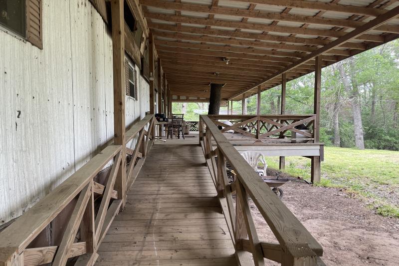 Rachel Anderson 124 MexiaLake House on Lake Mexia, 3/2, Beautiful